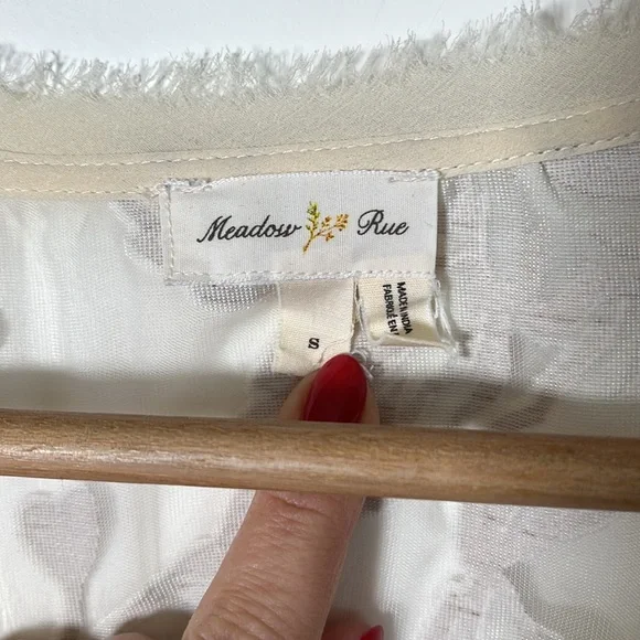 Meadow Rue Blouse - Picture 2 of 5